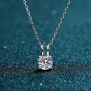 Collier en Argent Sterling 925 Moissanite Zircone pour Femme Quatre Griffes Nœud Oreille de Lapin Bijoux Cadeau