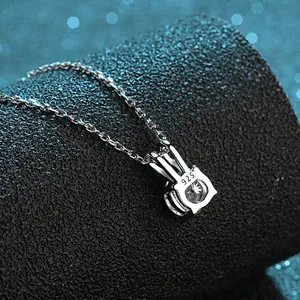 Collier en argent sterling S925 avec pendentif en moissanite ronde et nœud d'oreilles