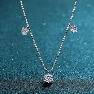 Élégant collier en argent sterling S925 à billes avec trois pendentifs en moissanite