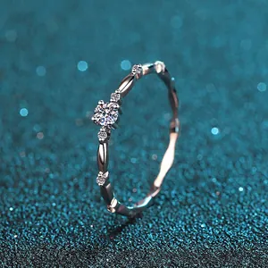 925 Sterling Silver Moissanite Ring For Women 0.1ct Round Cut Four-Prong Wave Olive Branch Finger Ring Wedding Party Jewelry