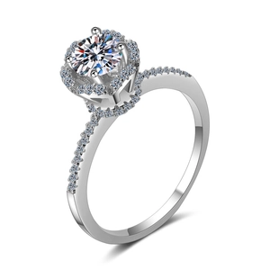 Classic 925 sterling silver halo moissanite ring with round cut stone and side pavé diamonds