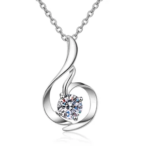 Elegante S925 Sterlingsilber Schwan Anhänger Halskette mit brillantem Rund Moissanit Stein