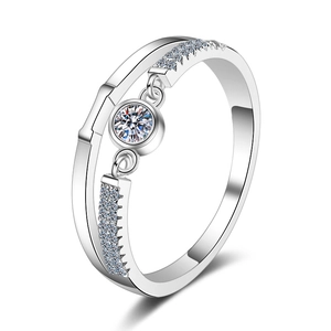 Minimalist S925 sterling silver double-layer ring set with round moissanite centerpiece