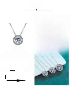 Détail du collier moissanite montrant le processus de placage en argent multicouche