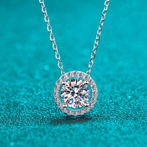 Collier Pendentif en Argent Sterling 925 Moissanite Zirconia pour Femme Classique Halo Rond Elégant Bijoux de Mode Cadeau