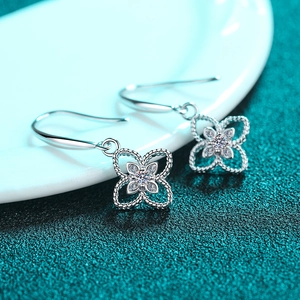 Orecchini a Pendente in Argento Sterling 925 Moissanite Quadrifoglio per Donna Eleganti Orecchini a Gancio a Fiore Gioielli Raffinati