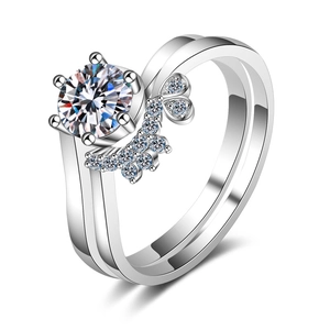 Two-piece S925 sterling silver ring set with round moissanite and butterfly band