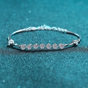 925 Sterling Silver Moissanite Bracelet For Women Round Cut Sparkling Adjustable Chain Bracelet Elegant Jewelry Gift For Her