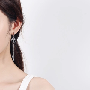 Elegant S925 sterling silver heart tassel earrings with moissanite stones for women