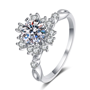 Elegant 925 sterling silver sun flower ring with 1 carat moissanite and twisted band