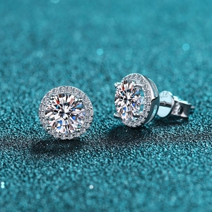 Elegant S925 sterling silver halo stud earrings with 1 carat round moissanite