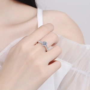 Elegant S925 sterling silver ring with brilliant round moissanite and pave band setting