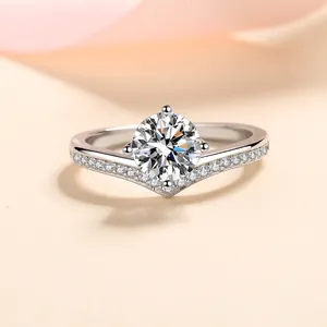 S925 Sterling Silver Heart Moissanite Ring For Women Minimalist V-shaped Zirconia Finger Ring Elegant Wedding Jewelry Gift