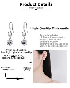 Détail des boucles d'oreilles V en argent S925 avec moissanite et couches de placage