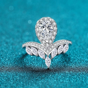 925 Sterling Silver Pear Shaped Moissanite Ring Luxury Marquise Zirconia Engagement Wedding Band Elegant Jewelry For Women