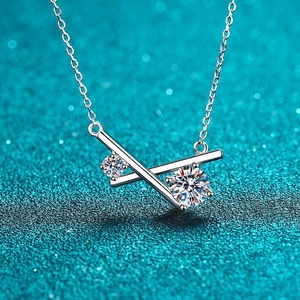 Collier Pendentif Croix en Moissanite en Argent Sterling S925 pour Femme Design Géométrique en X Bijoux de Mode Cadeau