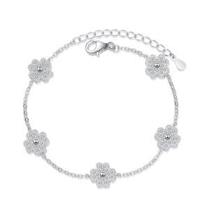 Elegant 925 sterling silver bracelet with five clover charms and pavé moissanite stones