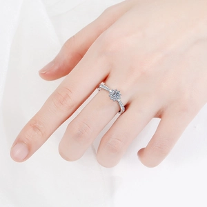Elegant S925 sterling silver moissanite ring with snowflake setting on model's hand