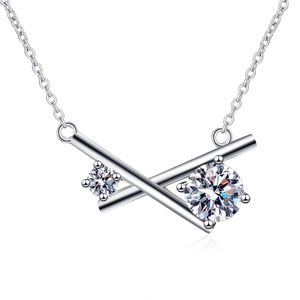 Collier croisé minimaliste en argent S925 avec deux pierres de moissanite rondes