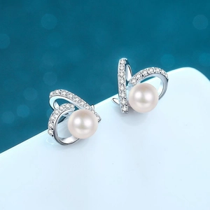 Élégantes boucles d'oreilles cœur en argent S925 avec perles d'eau douce et moissanite