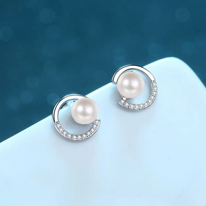 Élégantes boucles d'oreilles en argent S925 avec perles d'eau douce et moissanite