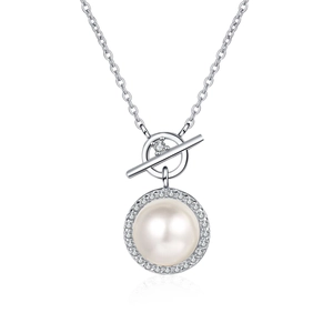 Elegant S925 silver necklace with 9mm freshwater pearl and moissanite halo OT clasp