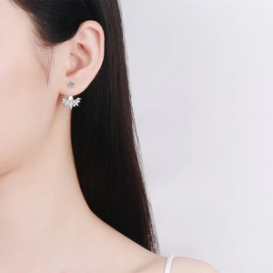 Boucles d'oreilles flocon en argent S925 avec pierres scintillantes en moissanite