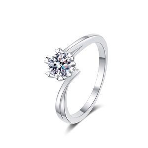 Elegant 925 sterling silver snowflake moissanite ring with heart six-prong setting