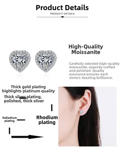 Détail macro de boucles d'oreilles moissanite en cœur avec placage multicouche et vue mannequin