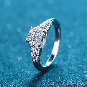 Bague en Argent Sterling S925 Avec Moissanite Taille Princesse pour Femme Rétro Sculpté Floral Zirconia Mariage Bijoux