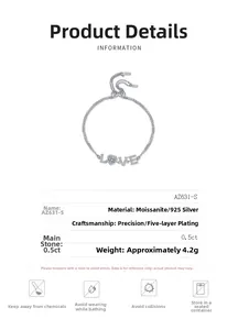 Détail du bracelet LOVE en argent S925 avec une pierre de moissanite cœur 0,5ct