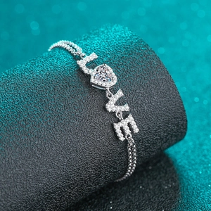 Bracelet LOVE en argent sterling S925 avec moissanite en forme de cœur, fini blanc argent
