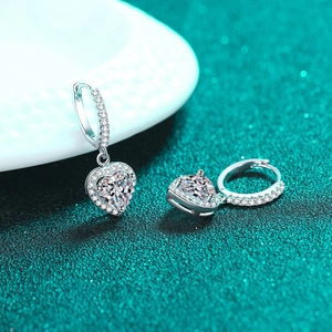 Sparkling S925 sterling silver heart-shaped moissanite hoop earrings with pavé setting