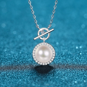 Collar de Plata de Ley 925 Perla de Agua Dulce Moissanita Colgante Halo Cierre de Palanca Joyería Elegante