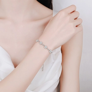 Elegante bracciale in argento sterling S925 con moissanite e catena sottile regolabile