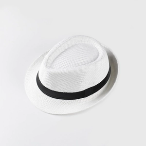 Chapeau de soleil blanc respirant pour enfants avec ruban noir, style fedora chic