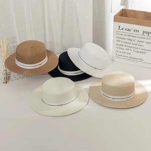 Women's British Style Paper Straw Boater Hat Wide Brim Sun Hat Elegant French Flat Top Beach Hat With Metal Letter M Ribbon