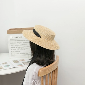 Chapeau de paille canotier rétro français avec ruban noir pour les vacances d'été