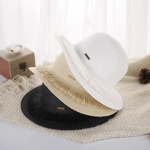 Women's Paper Straw Sun Hat With Tassel Edge Metal Label Breathable Summer Beach Bucket Hat For Vacation Travel
