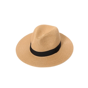 Klassischer Strohhut mit schwarzem Band für Herren und Damen zum Sonnenschutz am Strand