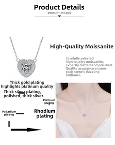 Vue détaillée du collier coeur en argent S925 avec moissanite et placage multicouche