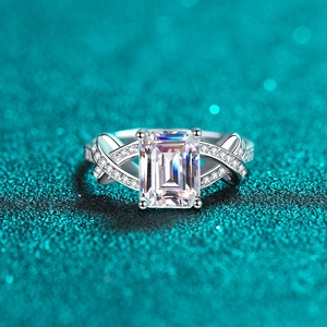 S925 sterling silver ring with 3ct emerald cut moissanite and infinity band