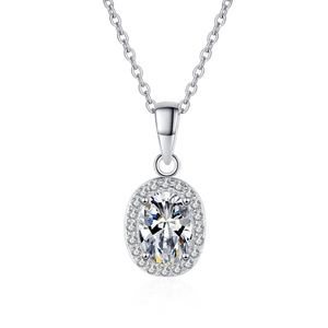 Élégant collier en argent sterling S925 avec pendentif moissanite ovale et halo brillant