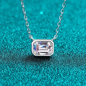 S925 Sterling Silver Emerald Cut Moissanite Pendant Necklace For Women Bezel Setting Moissanite Geometric Clavicle Chain Jewelry