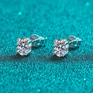 Oval cut moissanite S925 sterling silver stud earrings with classic four-prong setting