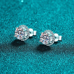 Elegant S925 sterling silver stud earrings with round moissanite and 4-prong setting