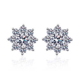 Elegant S925 sterling silver snowflake earrings featuring brilliant moissanite stones