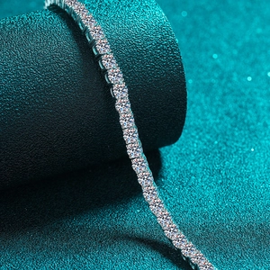 Einreihige S925 Sterlingsilber Moissanit-Tennis-Halskette mit rund geschliffenen Steinen