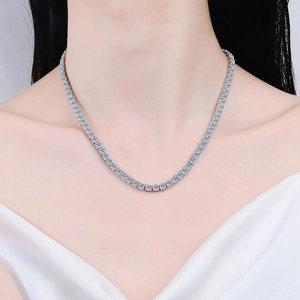 Klassische S925 Sterling Silber Tenniskette mit einer kompletten Reihe von Moissanit-Steinen