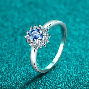Luxury 925 Sterling Silver Moissanite Ring Royal Blue Halo Sunflower Style Engagement Anniversary Ring For Women Jewelry Gift
